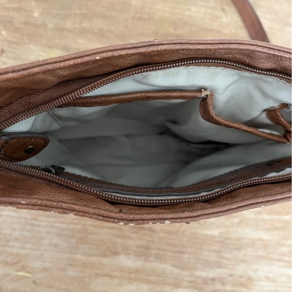 Hibou red & white striped crossbody bag - Picture 7 of 10